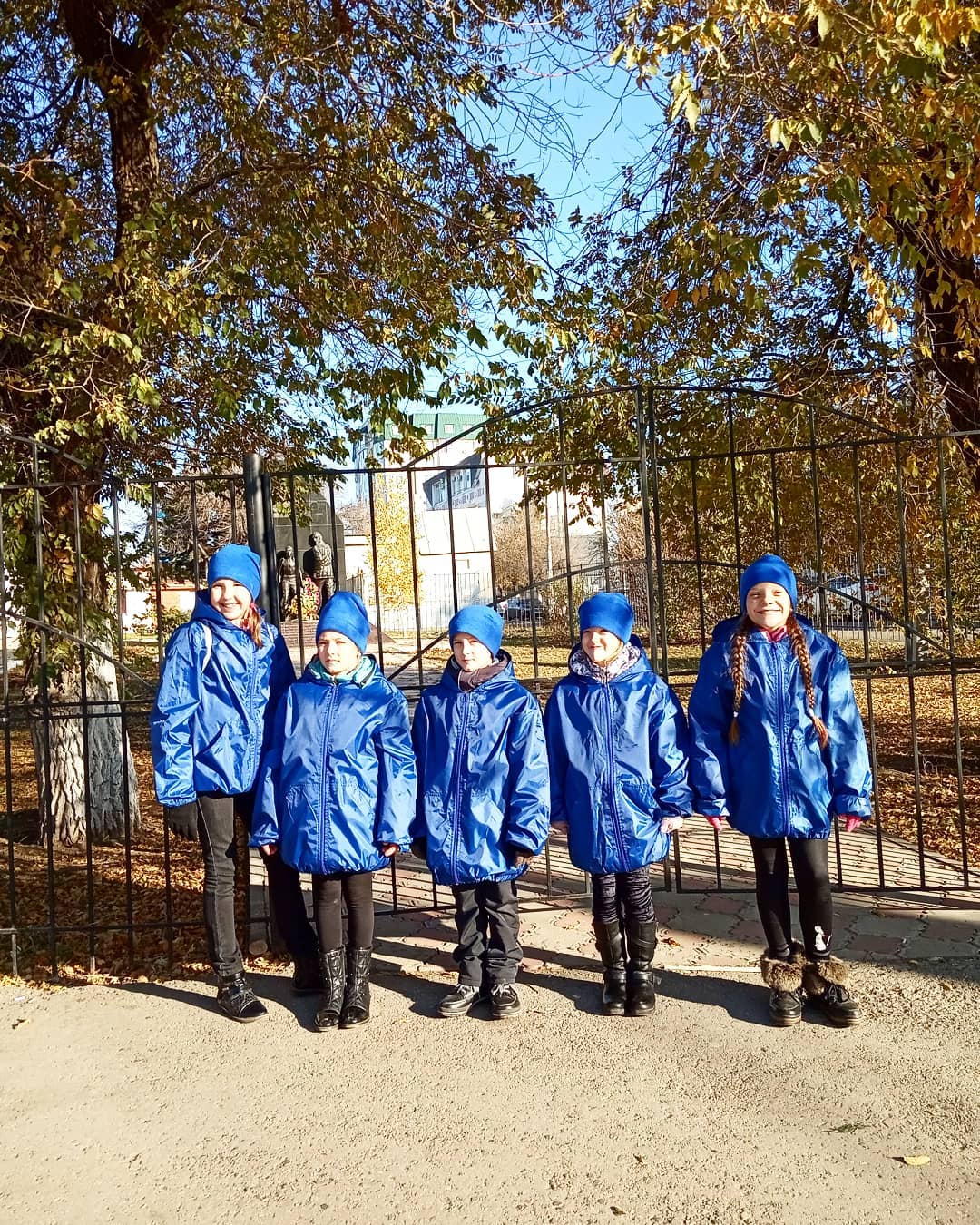 Юные артисты- «ПараБумовцы» выступили на центральной сцене Энгельса в День народного единства