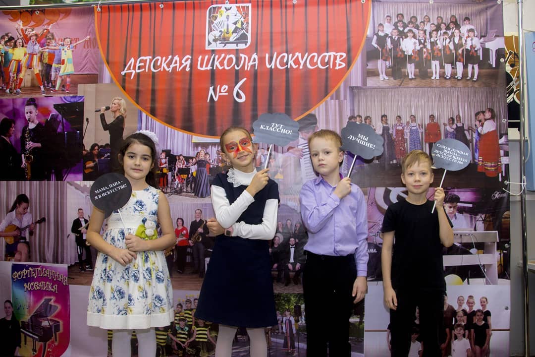 Юных артистов театра посвятили в первоклассники
